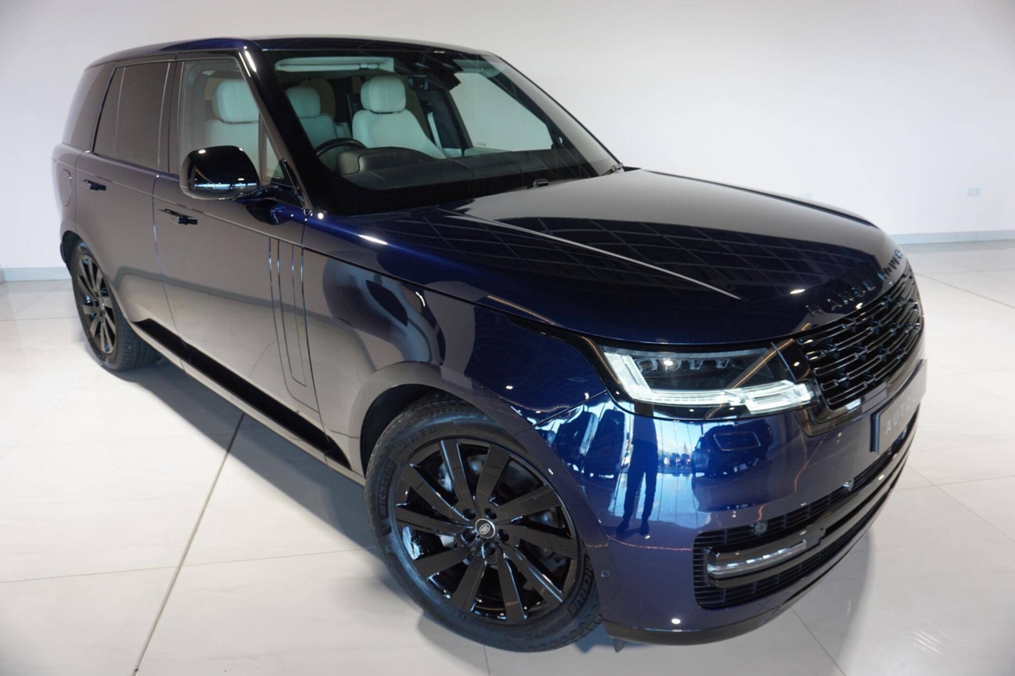 Land Rover Range Rover 3.0 D300 MHEV SE SUV 5dr Diesel Auto 4WD Euro 6 (s/s) (300 ps)